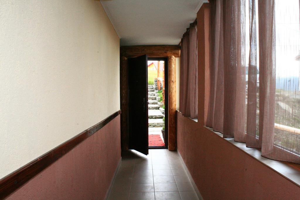 Отель Piatra Rancii Рынка Экстерьер фото