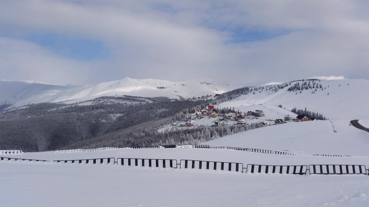 Отель Piatra Rancii Рынка Экстерьер фото